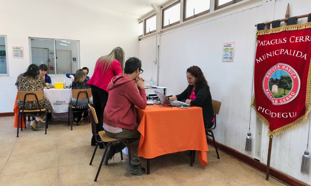 Clínica CleverSalud inicia operativo de salud en Pichidegua