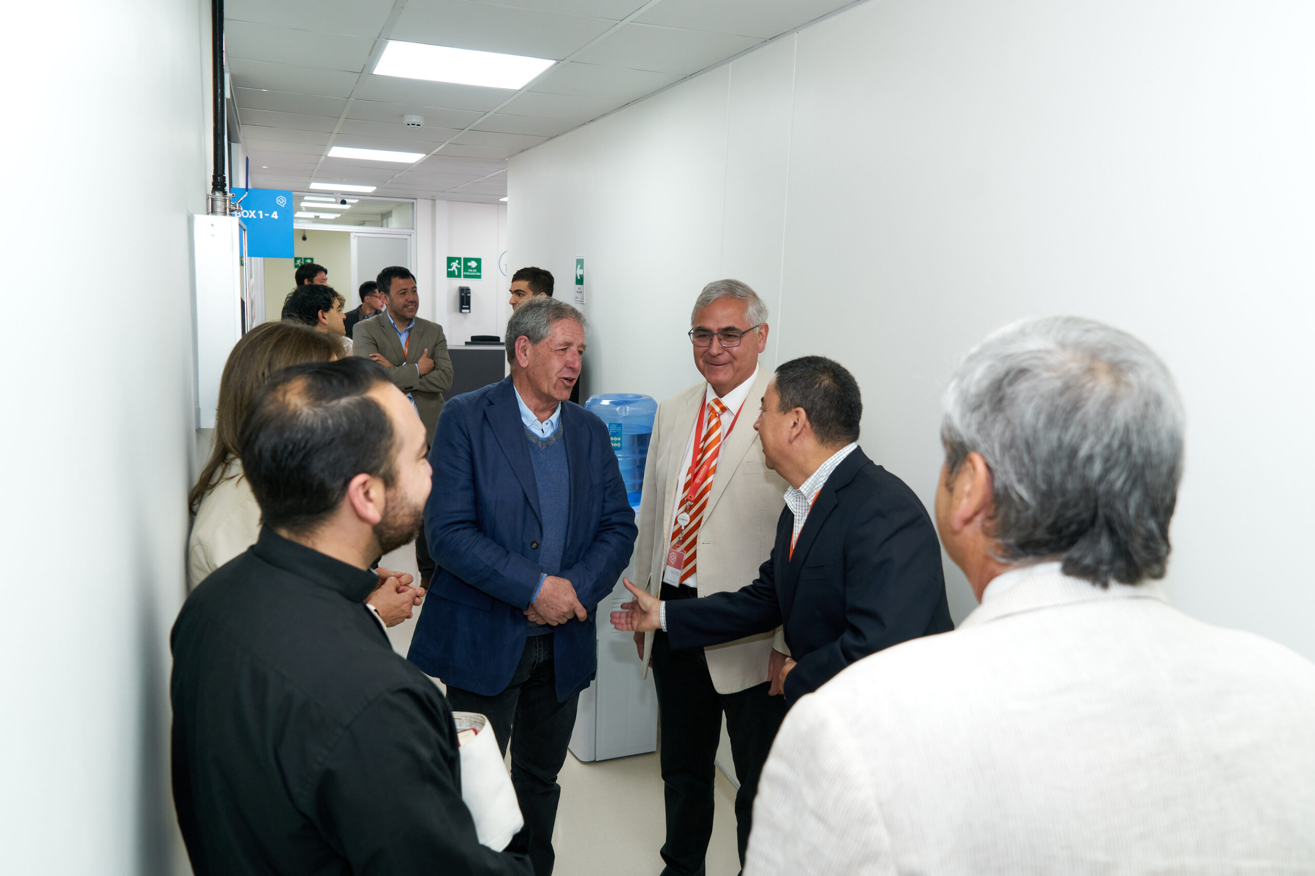 Autoridades regionales acompañan la apertura de la Unidad Dental CleverSalud en Rancagua