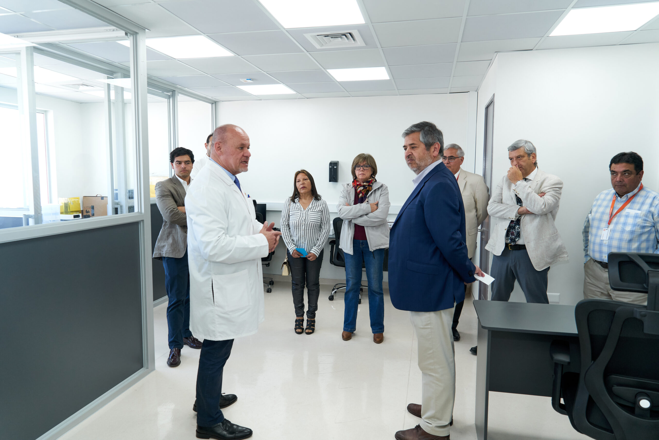 Autoridades regionales acompañan la apertura de la Unidad Dental CleverSalud en Rancagua