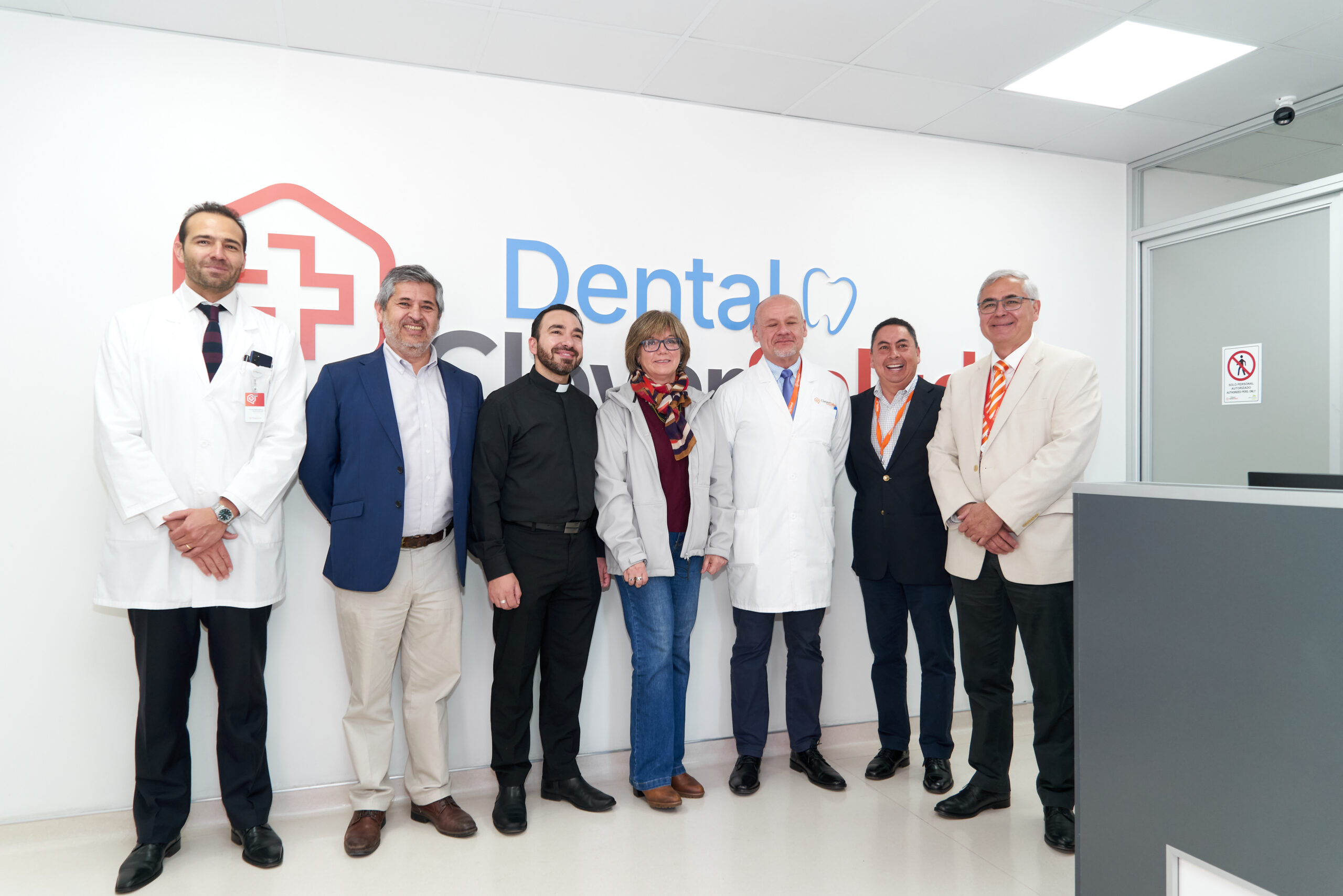 Apertura de la Unidad Dental CleverSalud